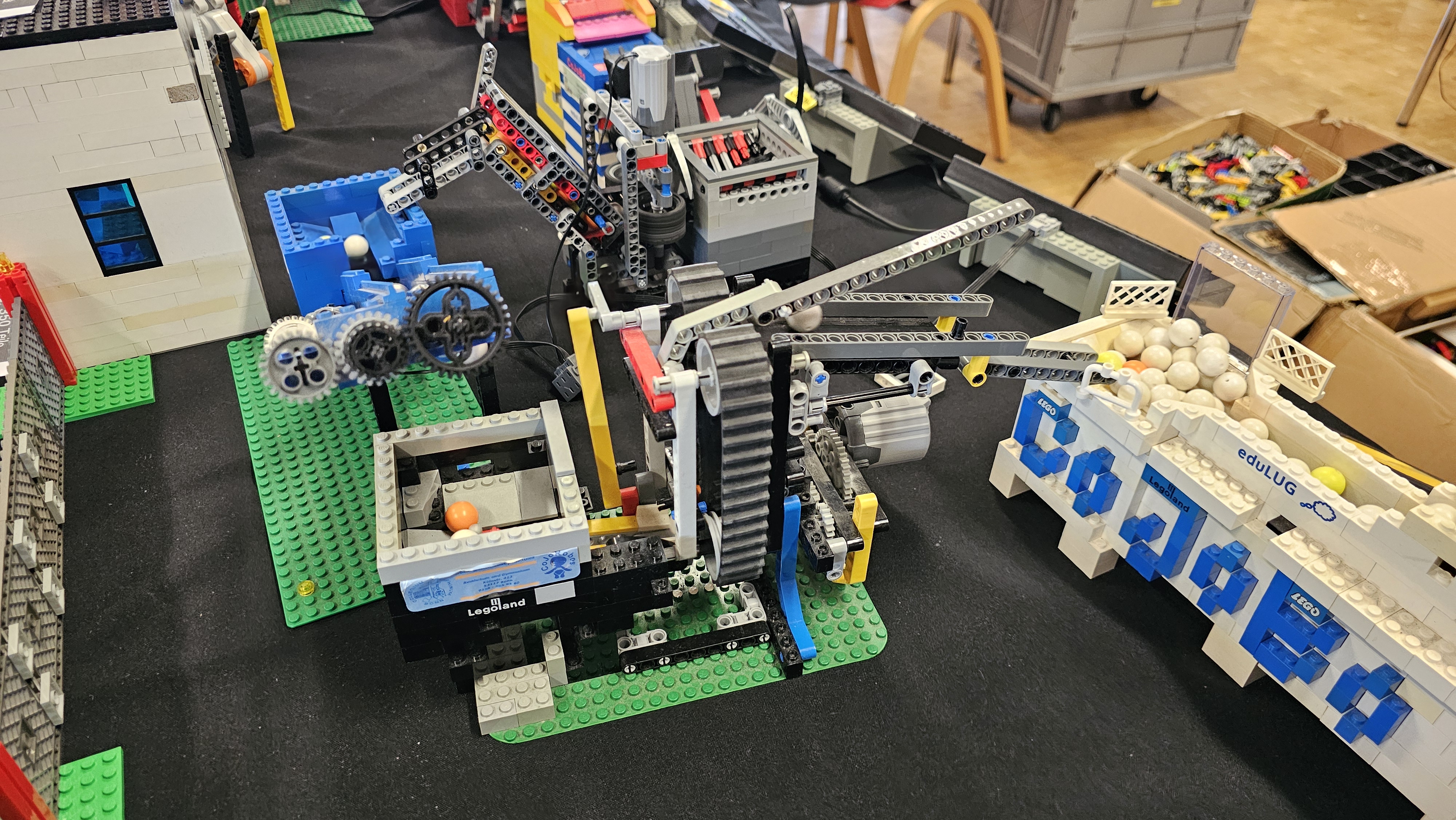 Tread Lifter