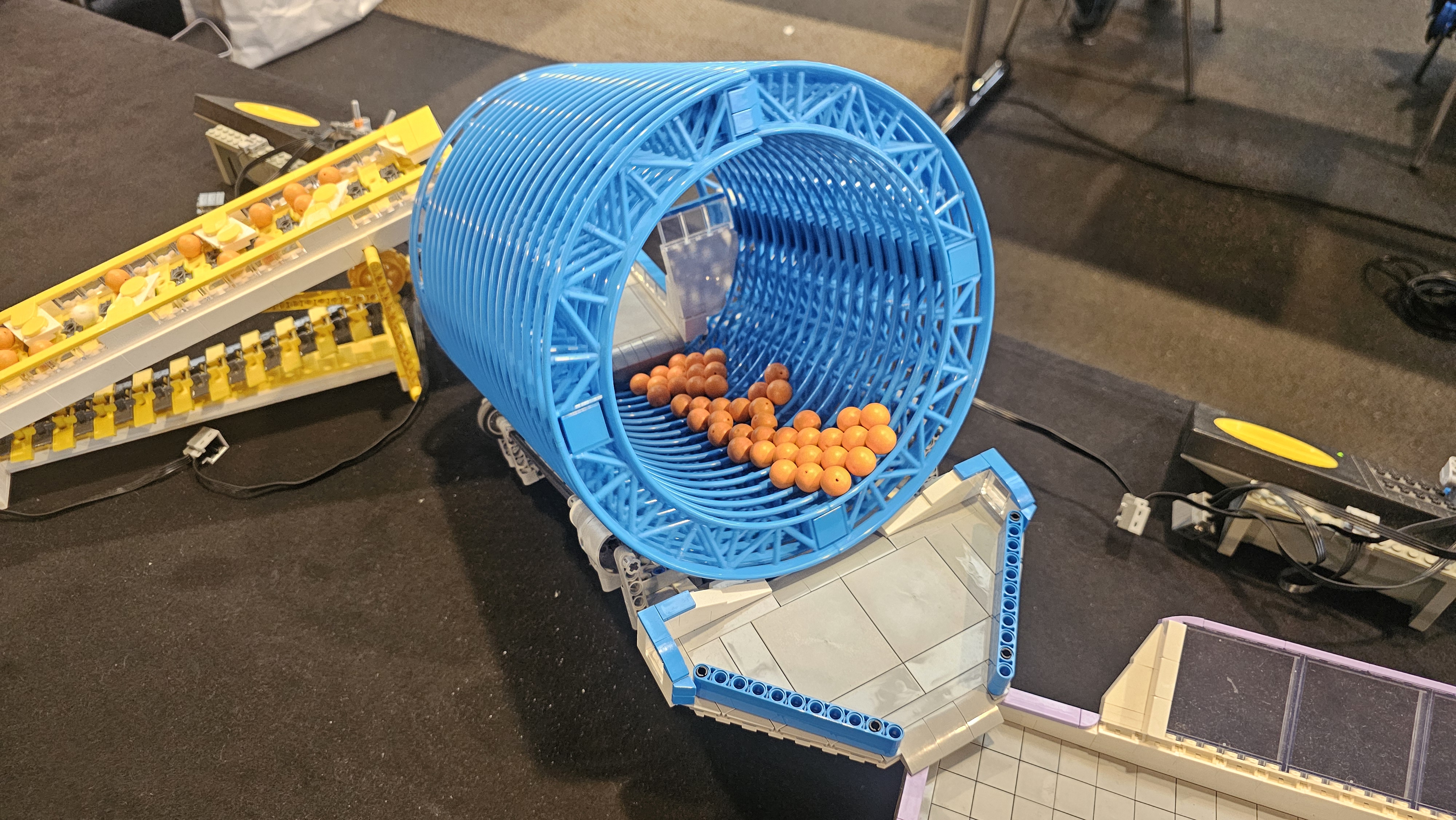 Roller Coaster Screw, Type 1