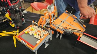 Robot Arm Picker